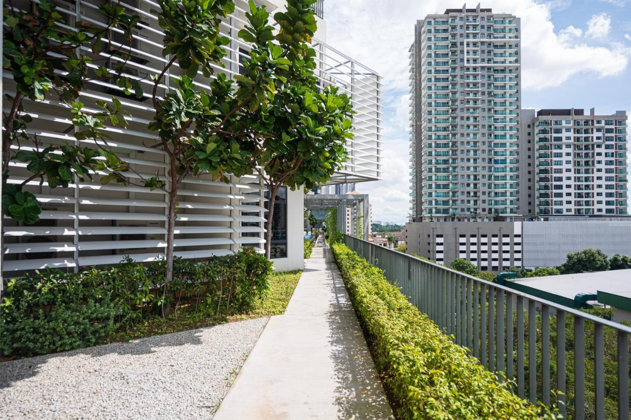 Highpark Suites By Airhost Petaling Jaya Eksteriør billede