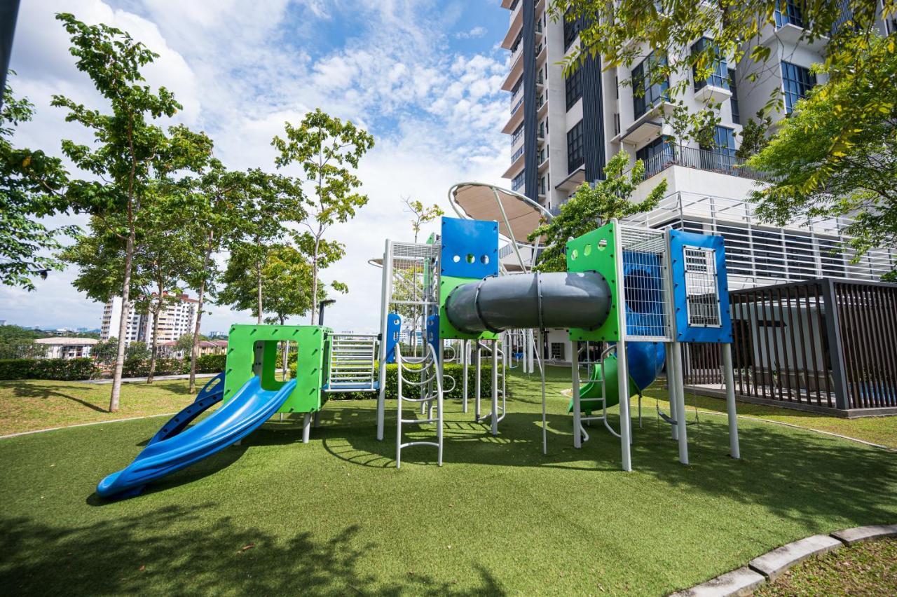 Highpark Suites By Airhost Petaling Jaya Eksteriør billede