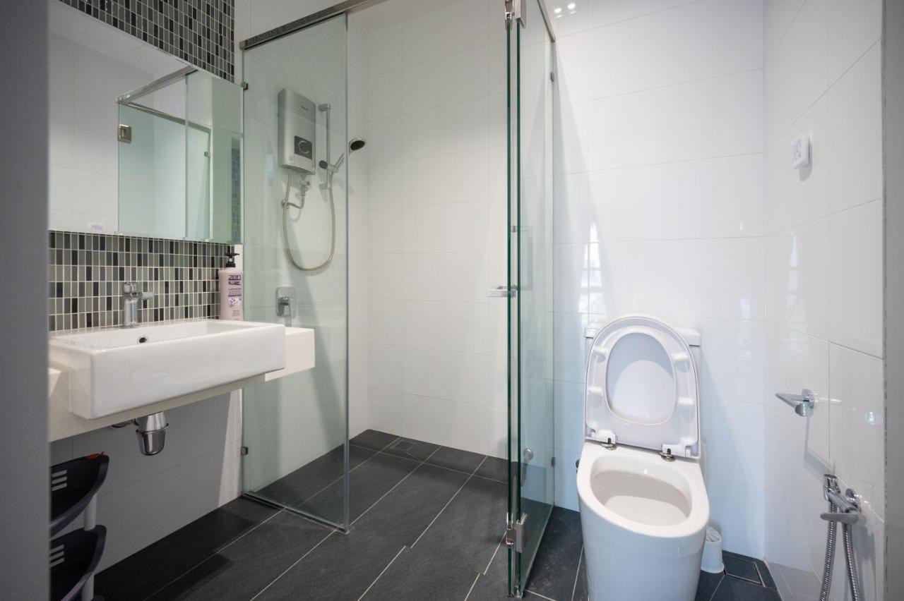 Highpark Suites By Airhost Petaling Jaya Eksteriør billede